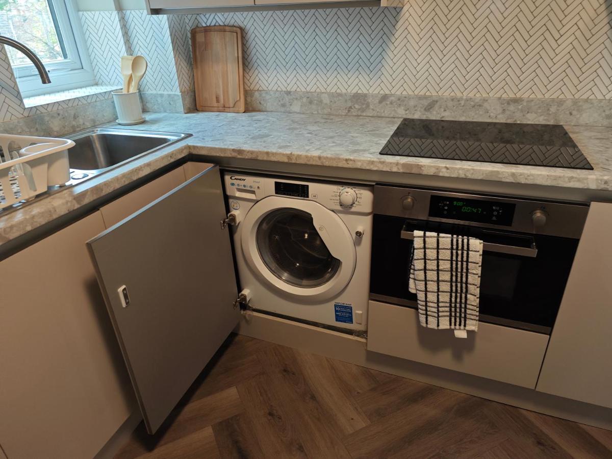 2 Bedroom Flat In Wood Green Piccadilly Line London Eksteriør billede