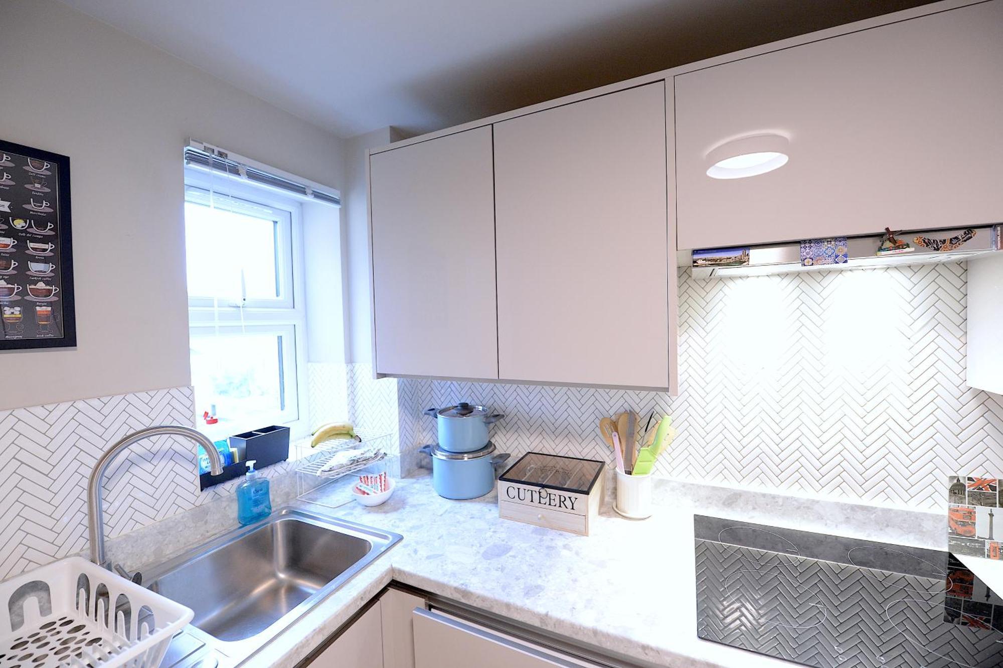 2 Bedroom Flat In Wood Green Piccadilly Line London Eksteriør billede